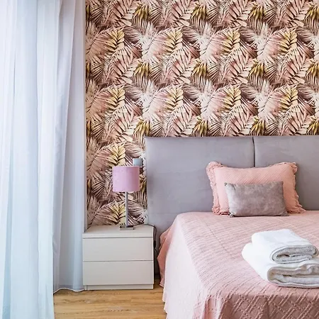 Апартаменты Urban Paradise By Homie Фуншал