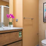 Urban Paradise By Homie Apartment